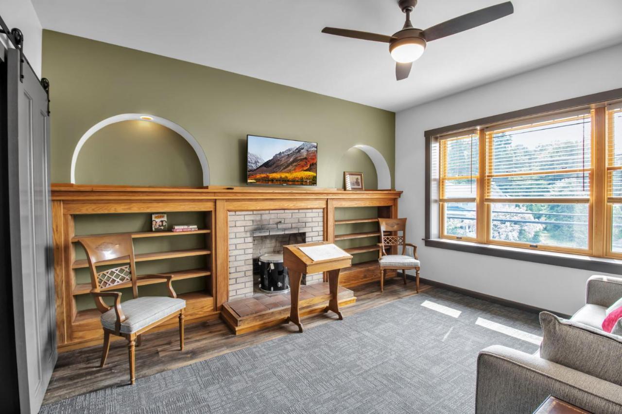 Webber Hotel Lyndonville Экстерьер фото